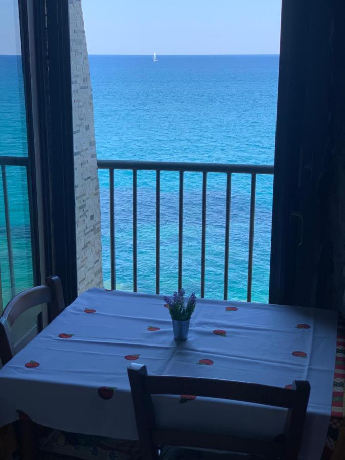 Pied-A-Terre Sul Mare Apartment Чефалу Екстериор снимка