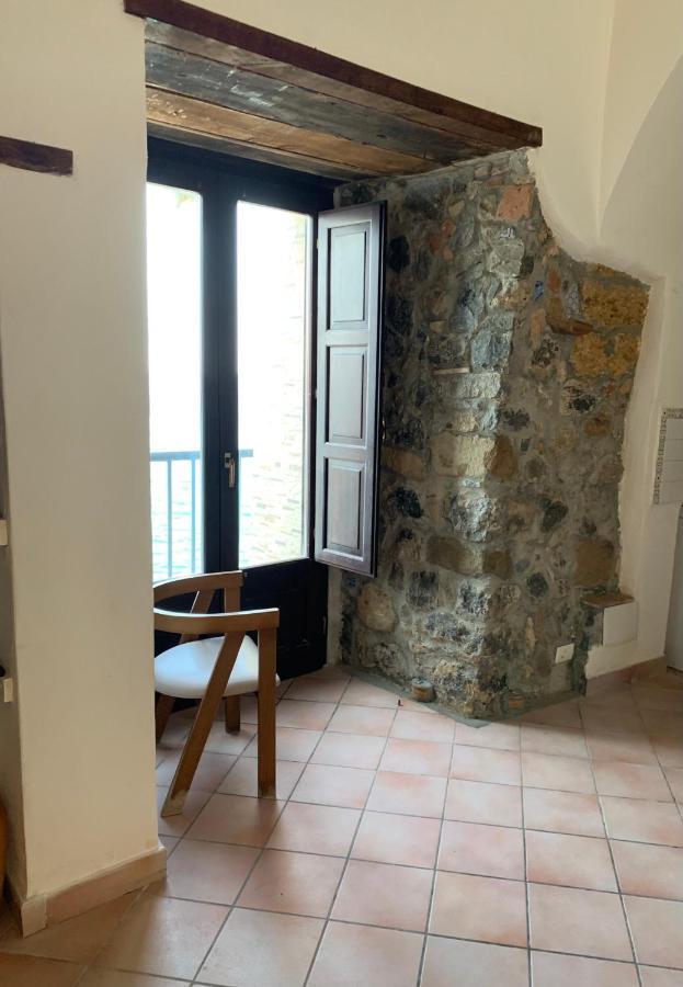 Pied-A-Terre Sul Mare Apartment Чефалу Екстериор снимка