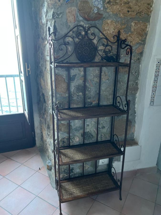 Pied-A-Terre Sul Mare Apartment Чефалу Екстериор снимка